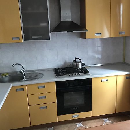 Beautiful Apartment On Korolenka 31 Vínnytsia Exterior foto